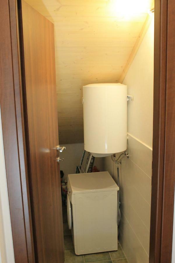 Apartments Dina Pula Zewnętrze zdjęcie
