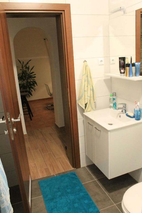 Apartments Dina Pula Zewnętrze zdjęcie